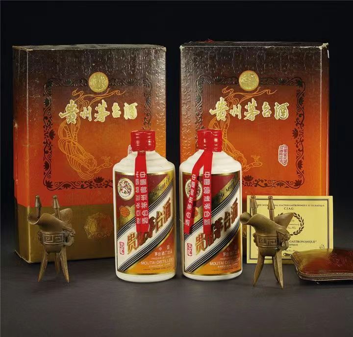 叠彩烟酒回收